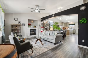 Sumac St-S1803-007.jpg