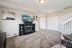 Sumac St-S1803-023.jpg