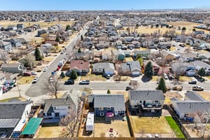 Sumac St-S1803-035.jpg