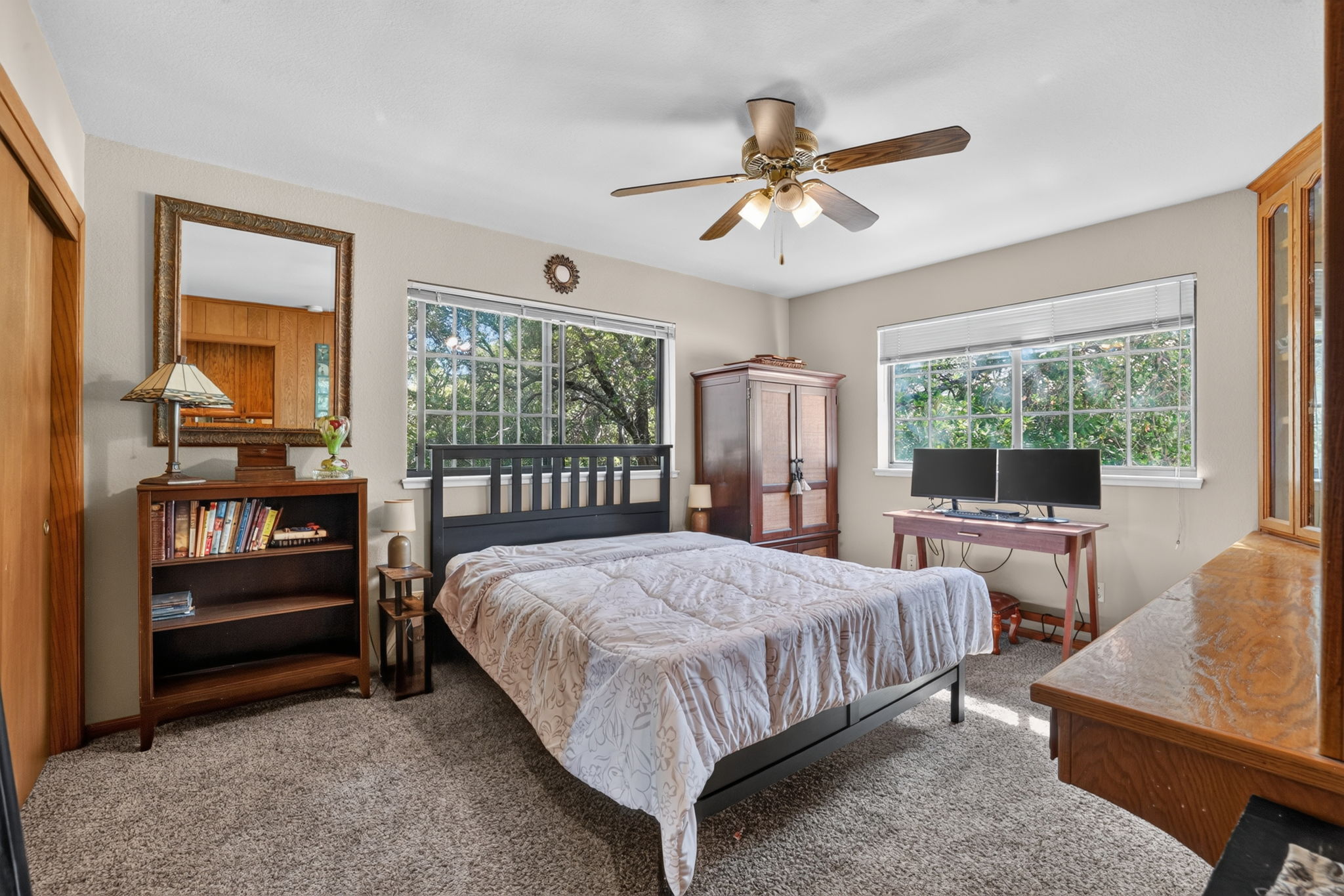  Photo 24