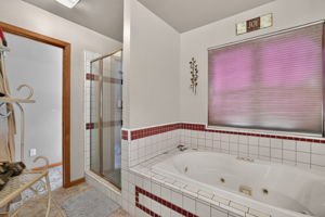  Photo 31