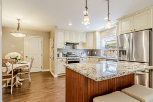 016_6290 Lillian Way