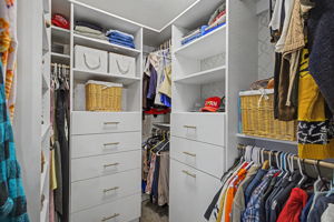 Primary Bedroom Closet