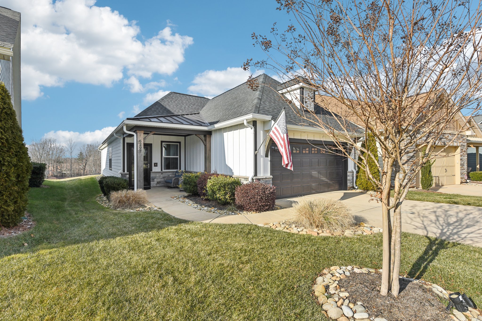 Raven Rock Dr-003.jpg