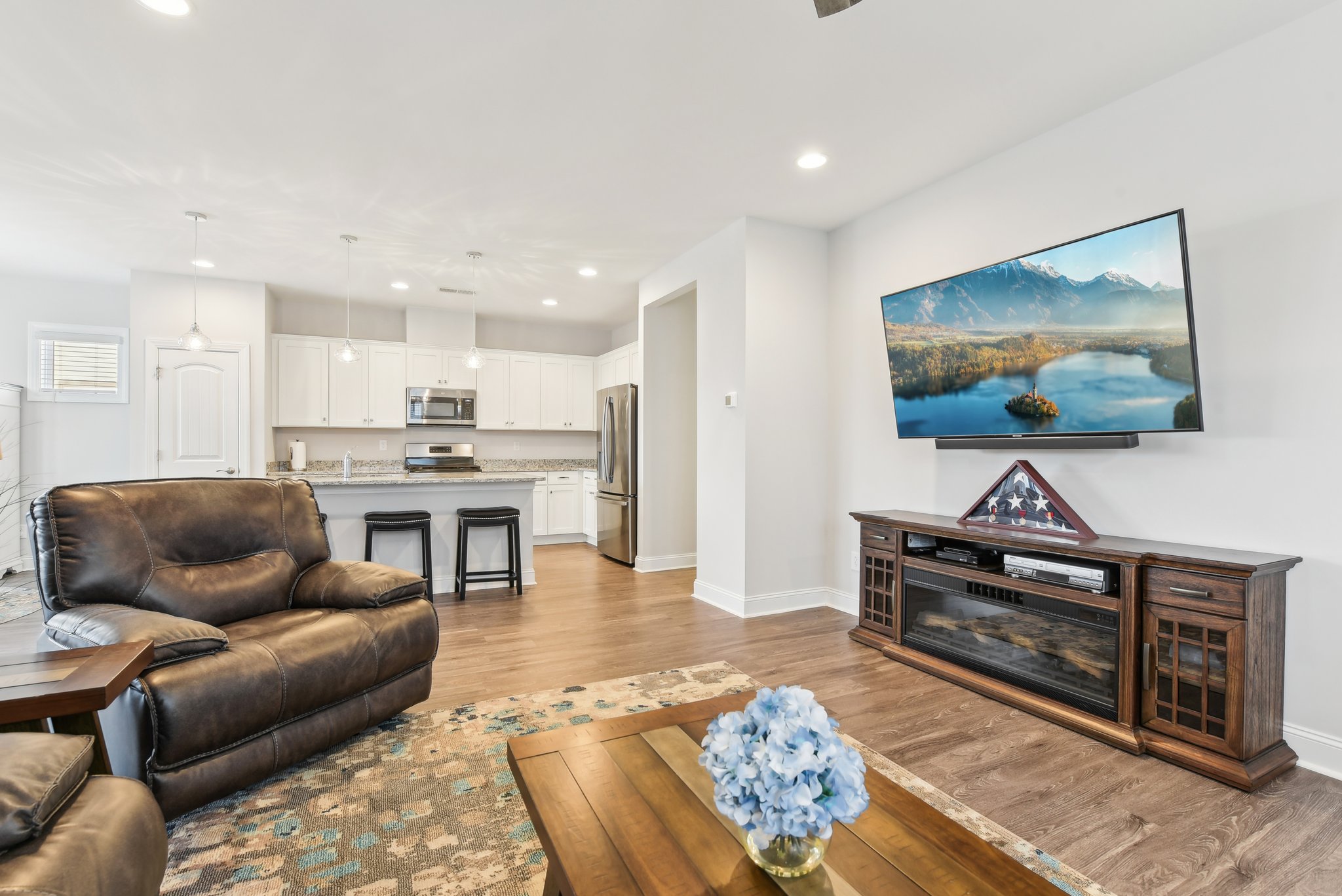 Raven Rock Dr-008.jpg