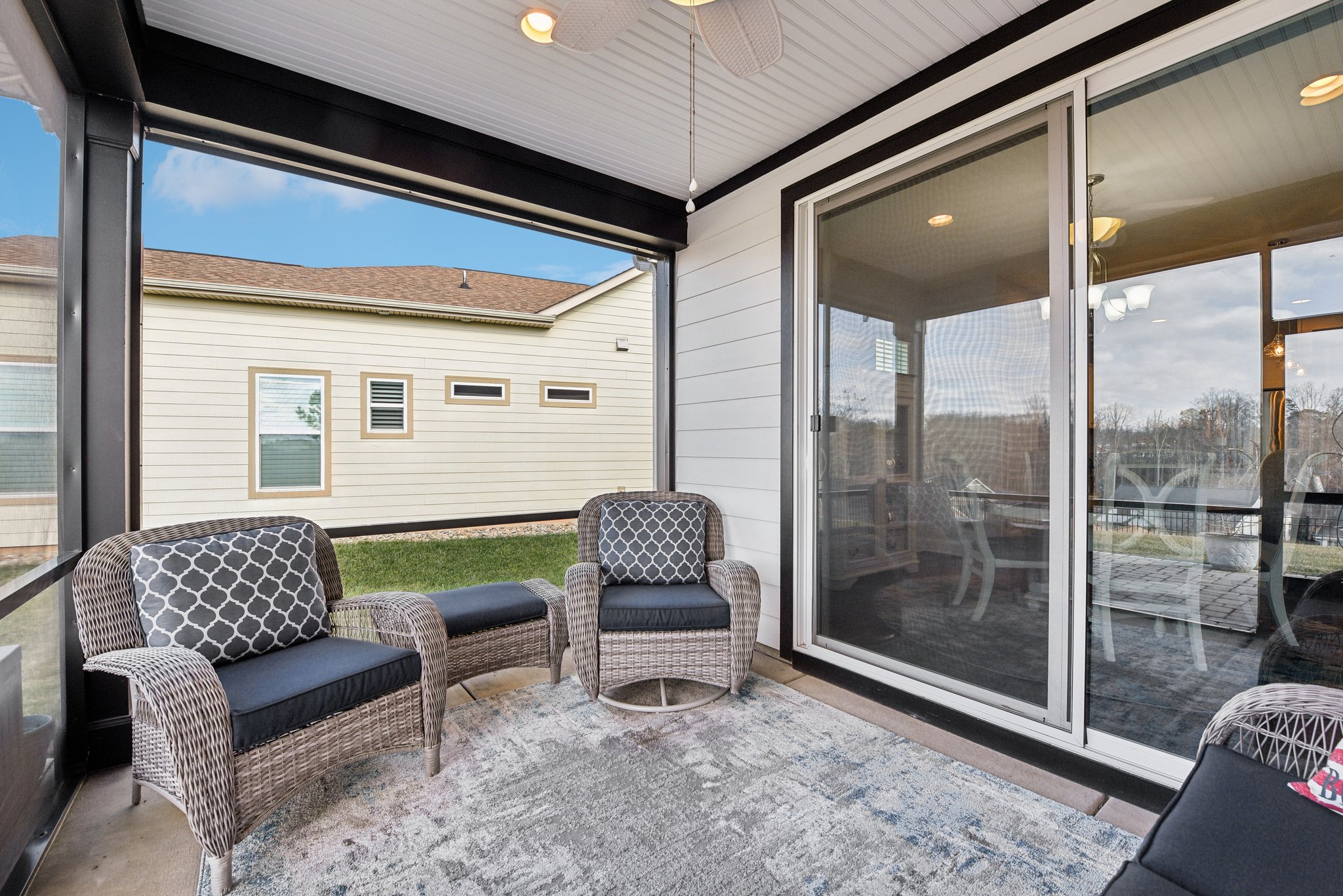 Raven Rock Dr-026.jpg