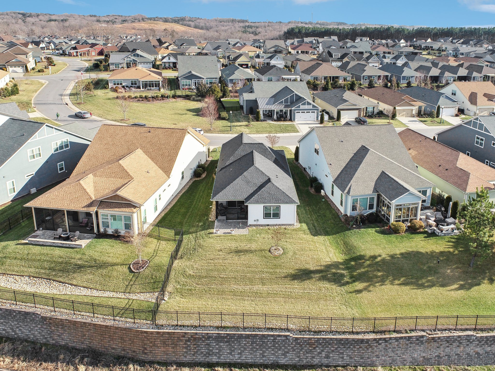 Raven Rock Dr-037.jpg