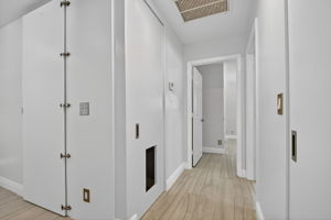  Photo 37