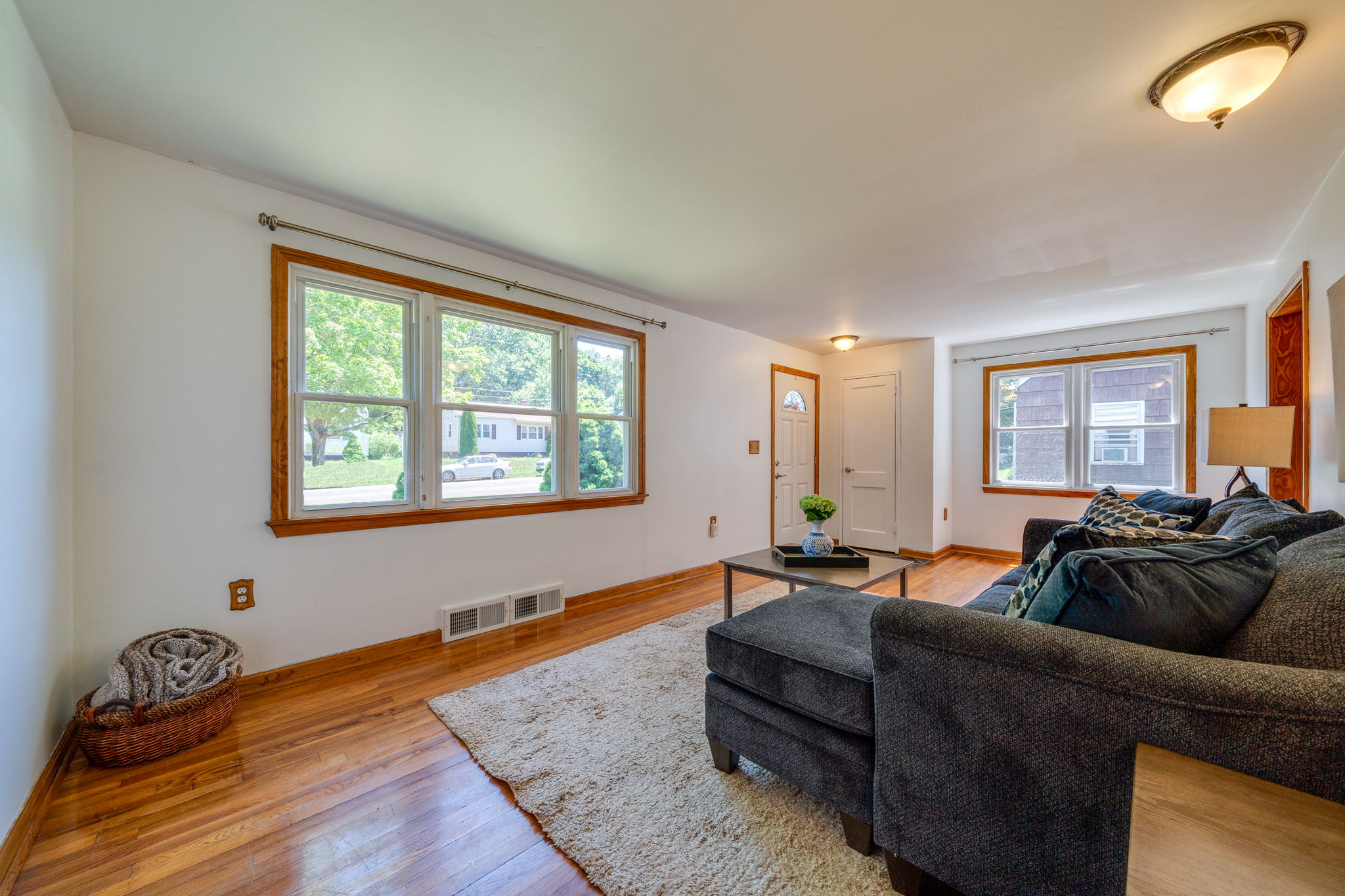  63 Belden Rd, Hamden, CT 06514, US Photo 5