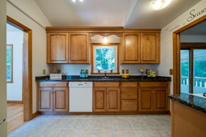 63 Belden Rd, Hamden, CT 06514, US Photo 5