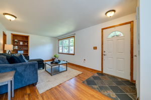  63 Belden Rd, Hamden, CT 06514, US Photo 3