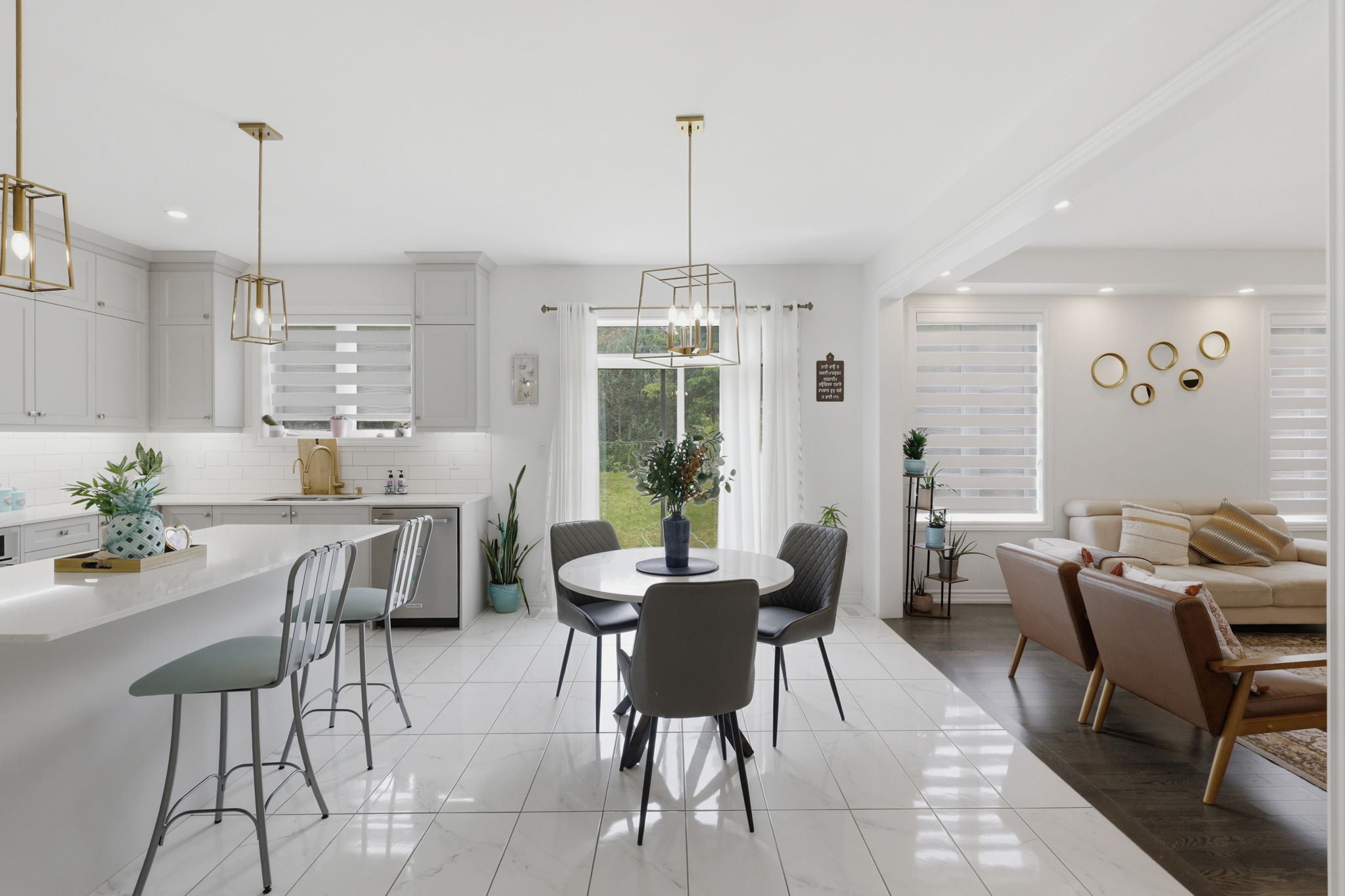 Property in Newmarket — delivered property photograph 11