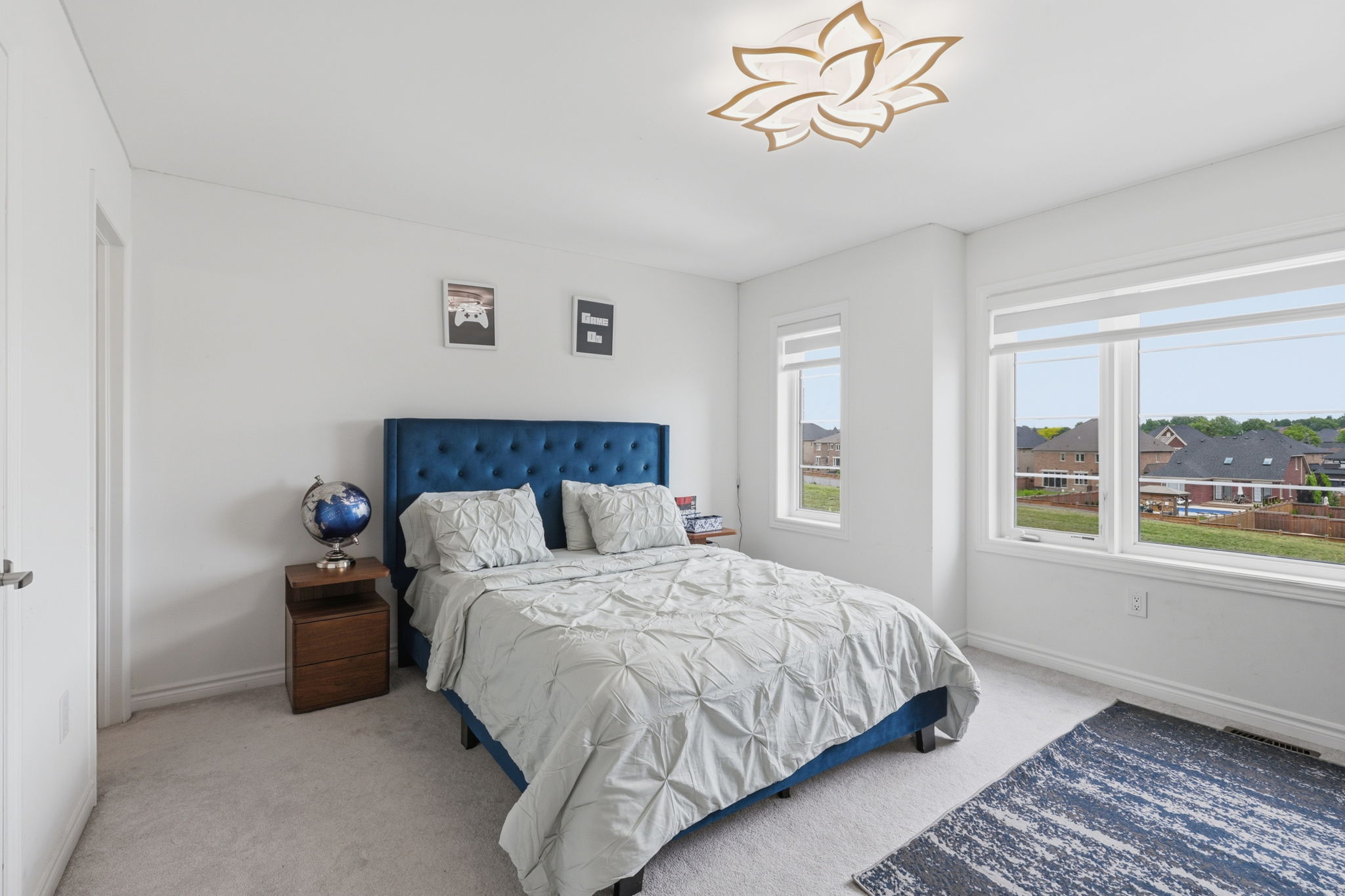 Property in Newmarket — delivered property photograph 33