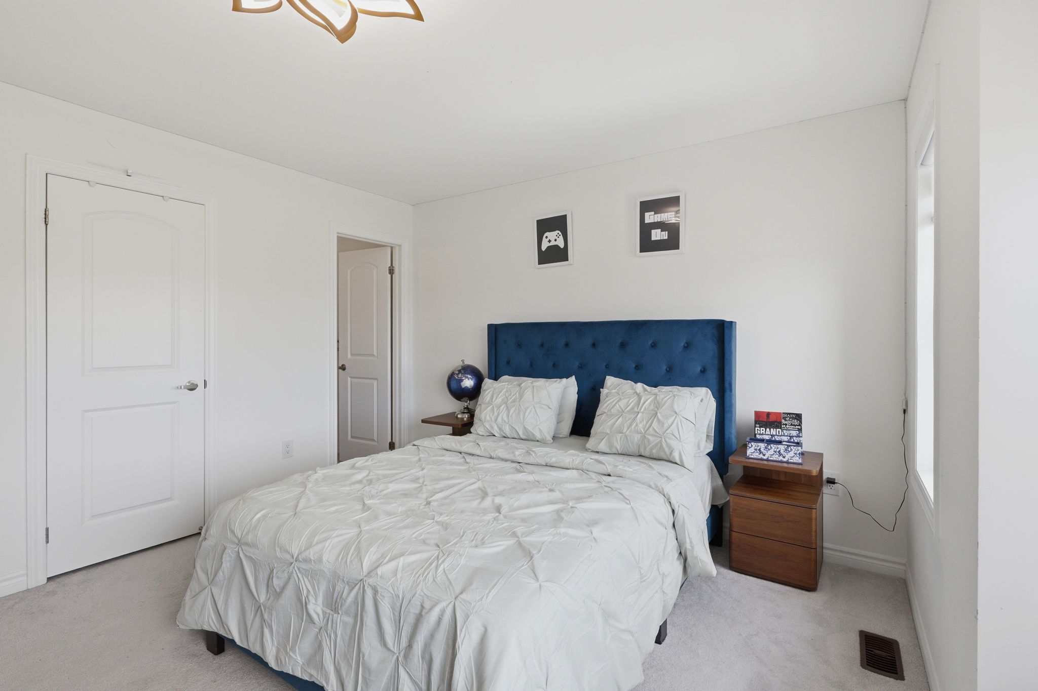 Property in Newmarket — delivered property photograph 34