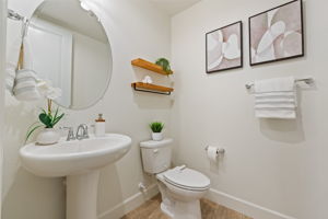  Photo 31