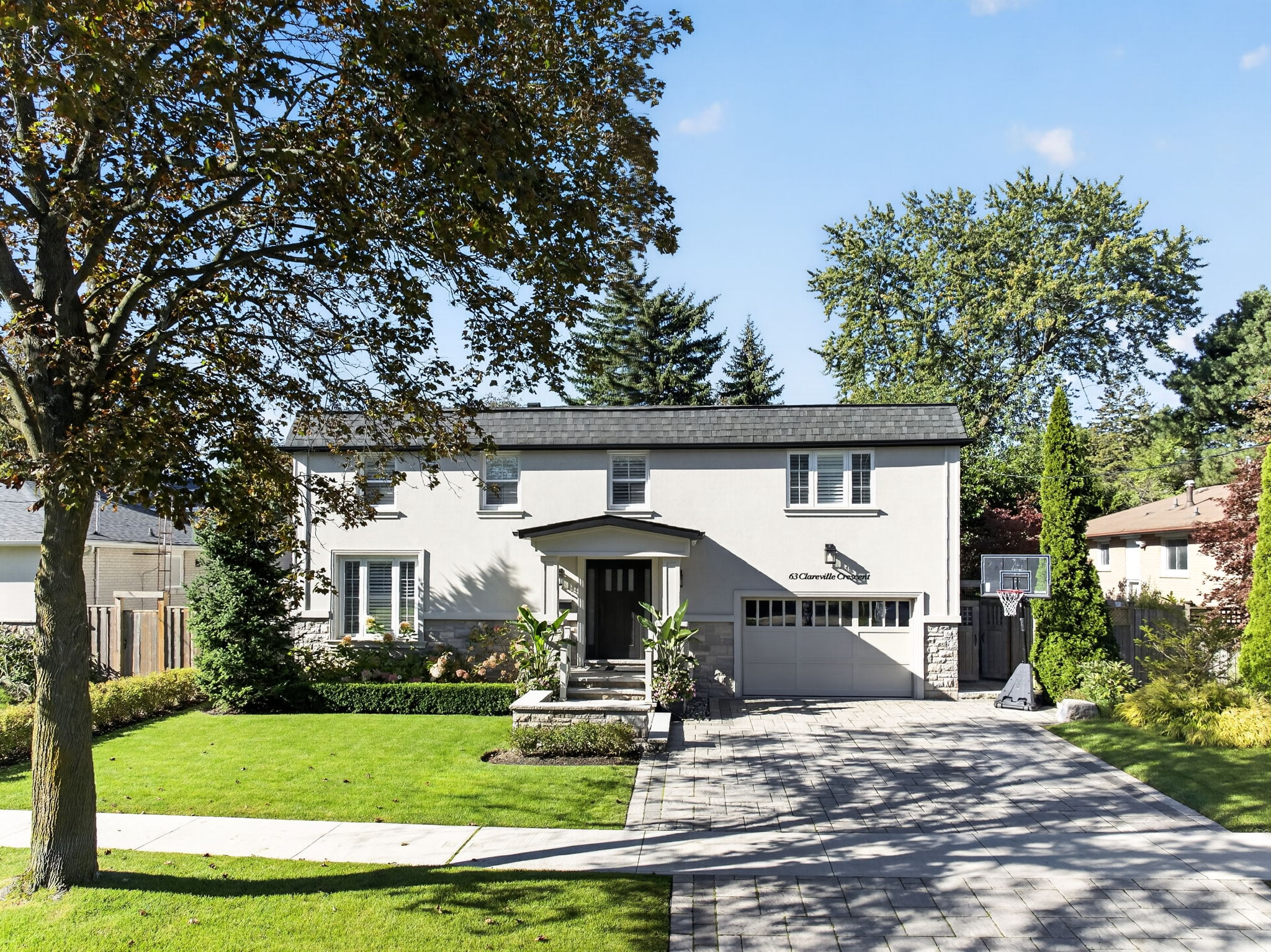 63 Clareville Crescent Toronto, ON M2J 2B9