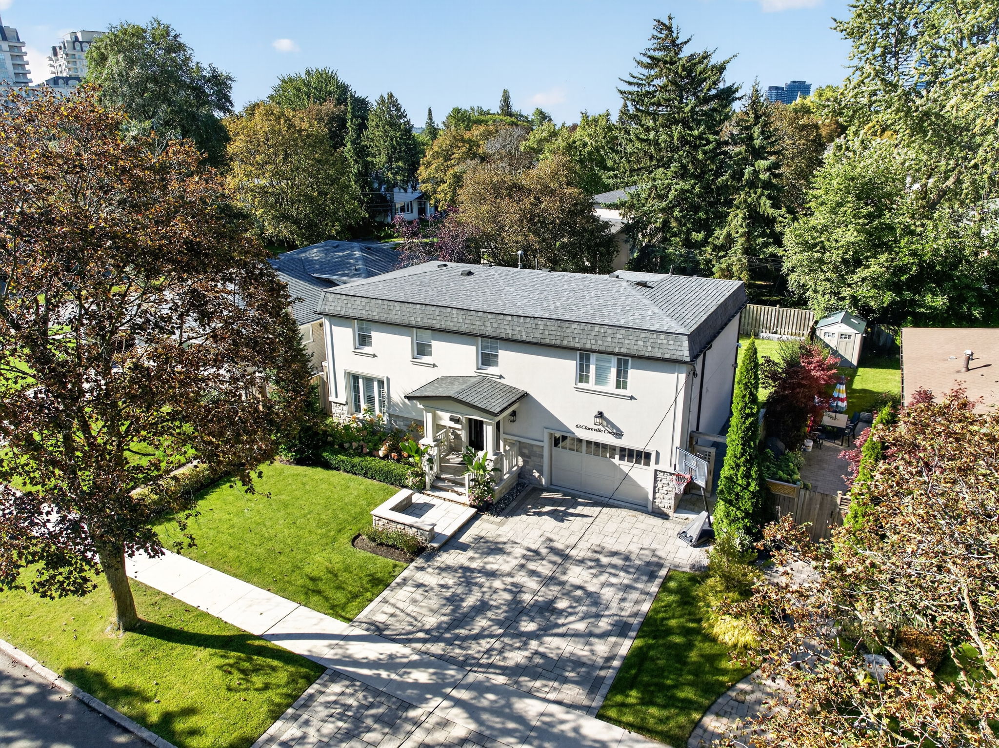 63 Clareville Crescent Toronto, ON M2J 2B9