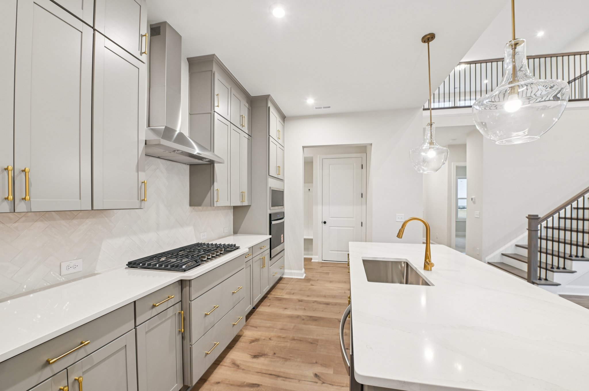 Daybreak Way-S0612-017.jpg
