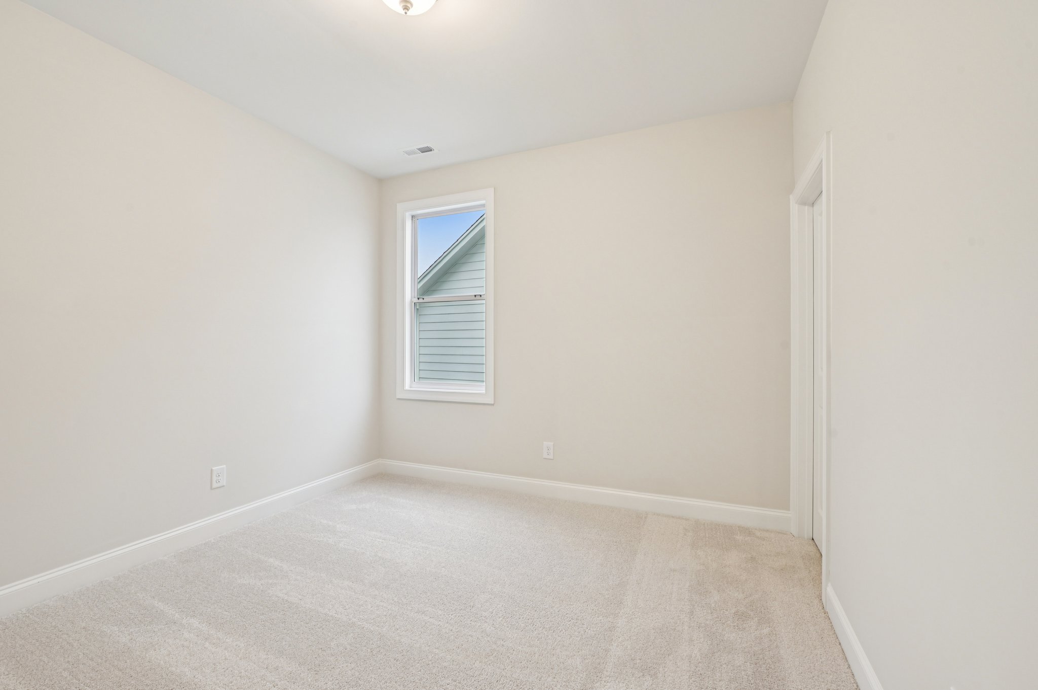 Daybreak Way-S0612-036.jpg