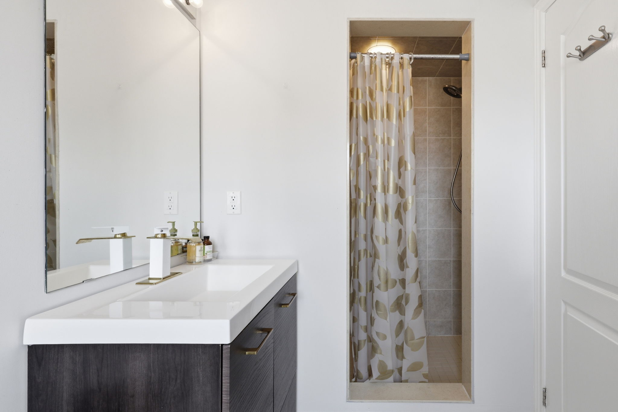 East Gwillimbury property showcase — delivered property photograph 21