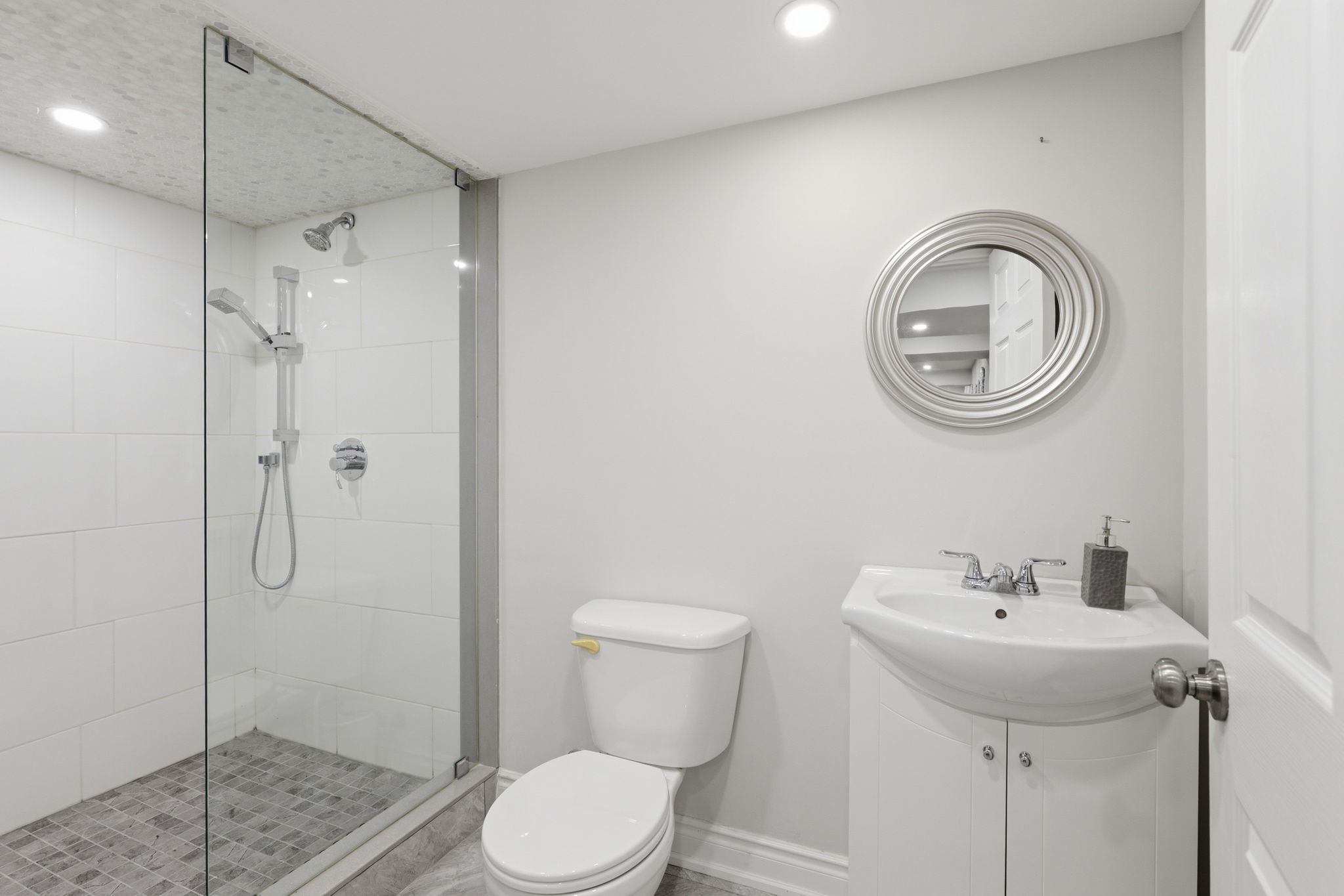 East Gwillimbury property showcase — delivered property photograph 30