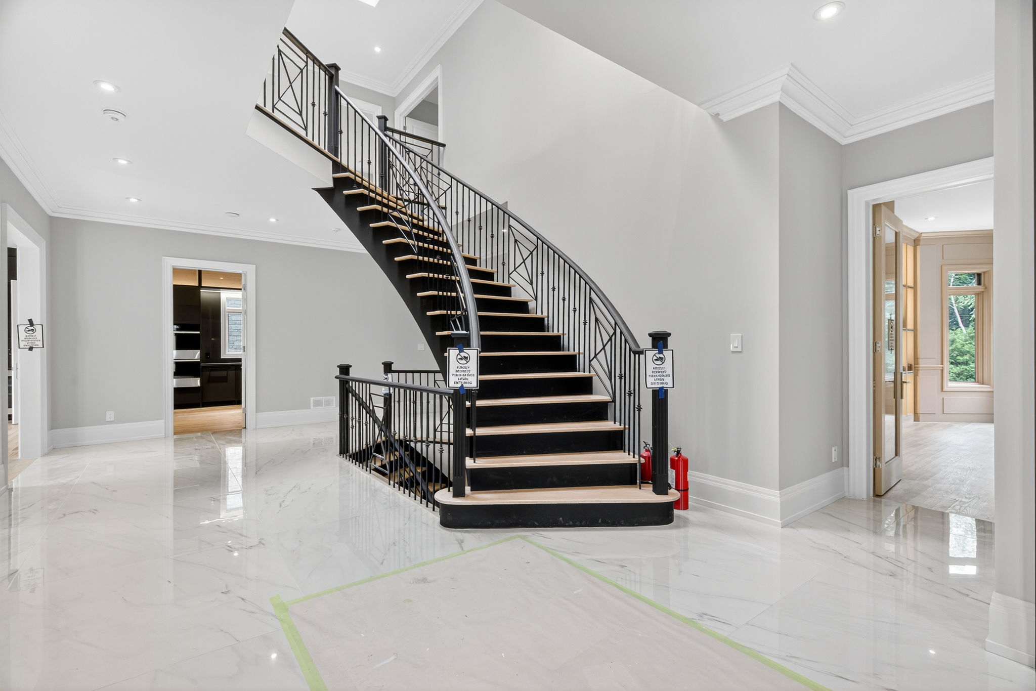 63 Gordon Rd Toronto, ON M2P 1E3