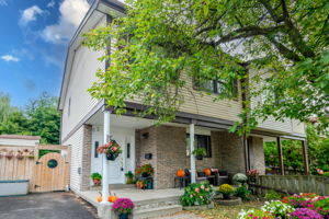 63 Hollyberry Trail, Toronto ON