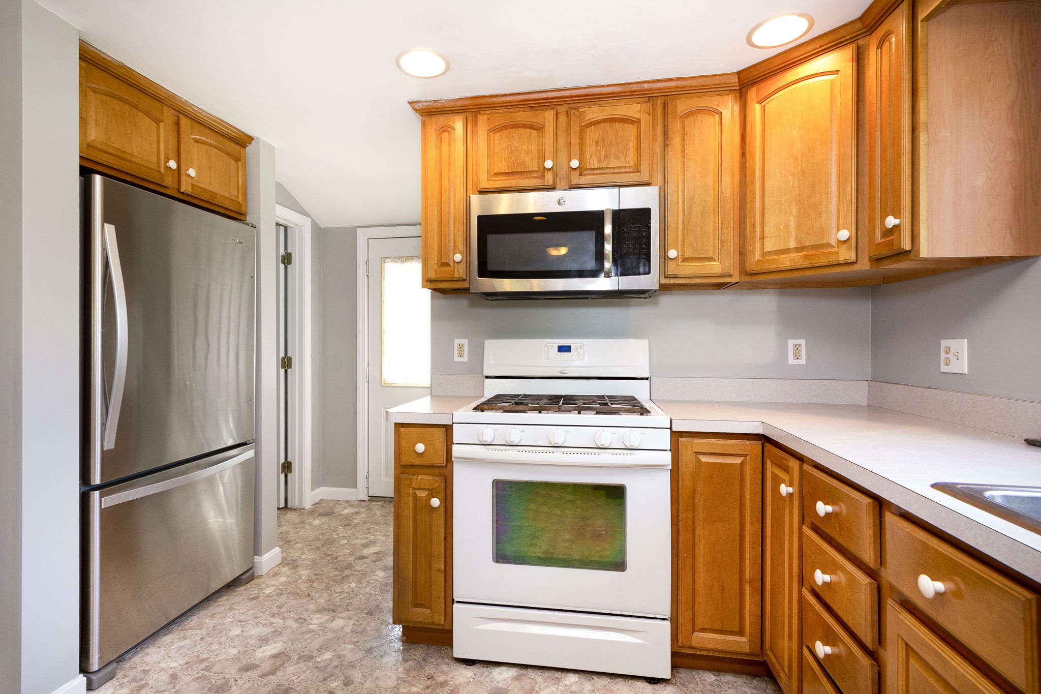  63 Lambert Ave, Weymouth, MA 02189, US Photo 9