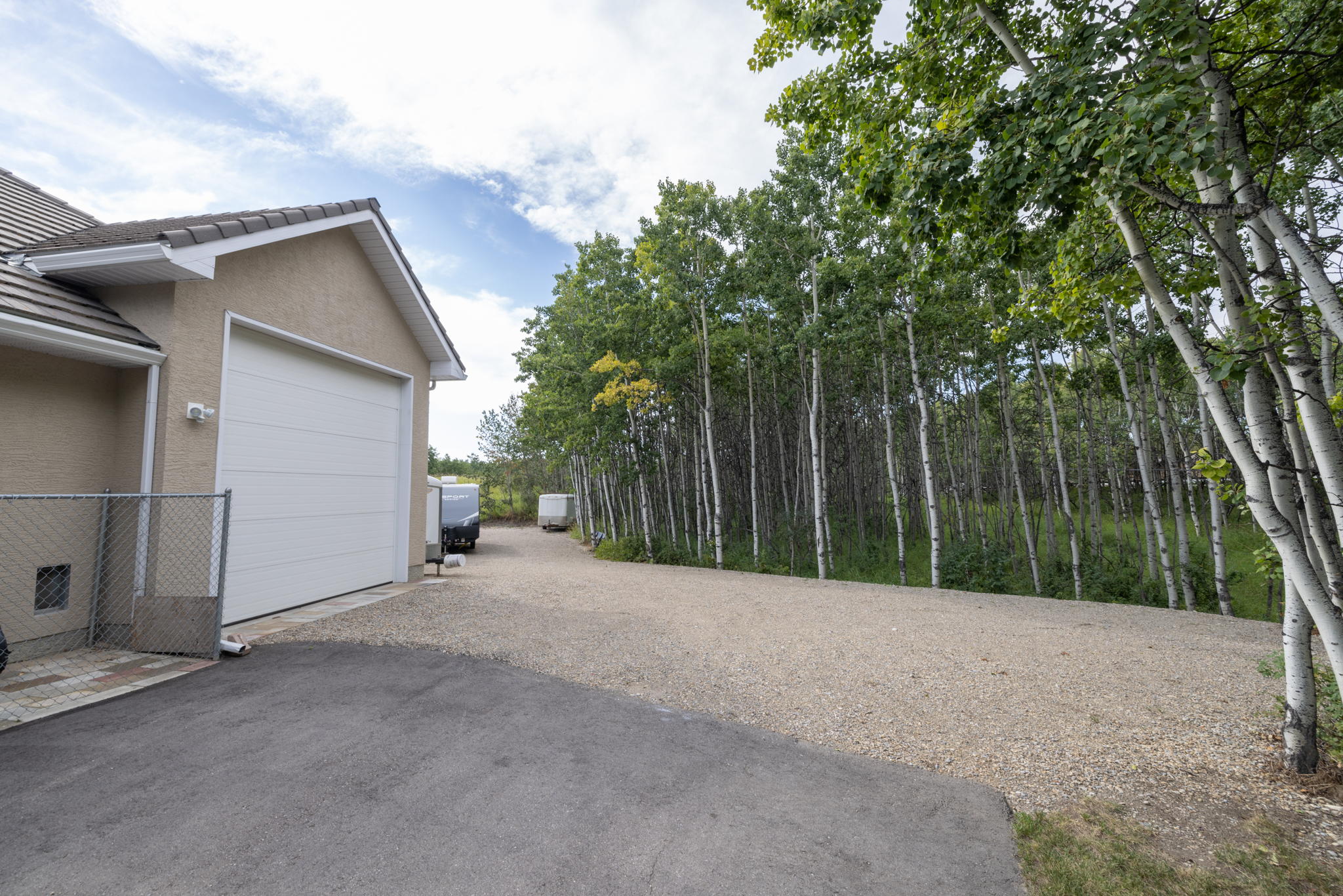 63 Rolling Acres Dr, Calgary, AB T3R 1B8, Canada Photo 73