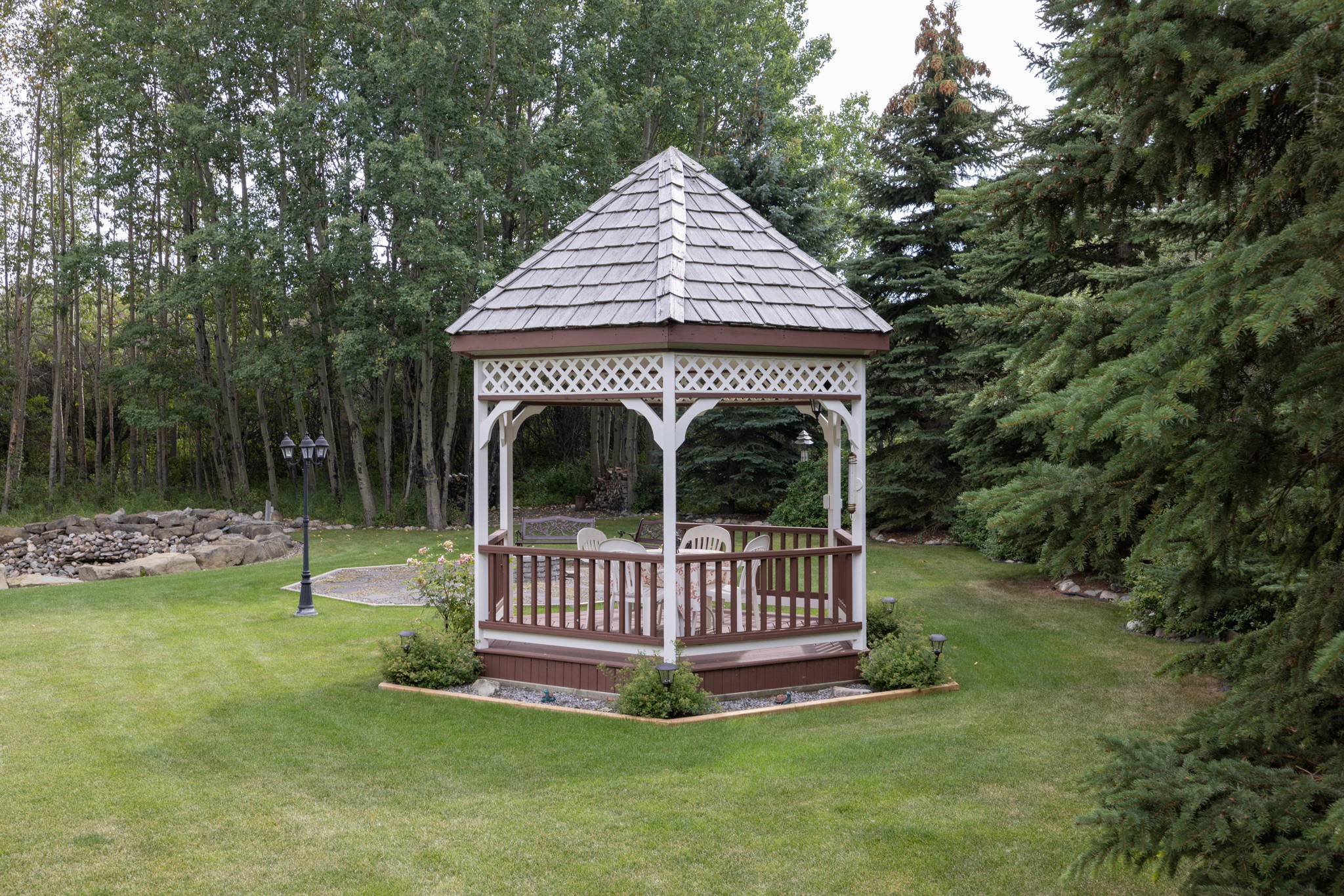 63 Rolling Acres Dr, Calgary, AB T3R 1B8, Canada Photo 80