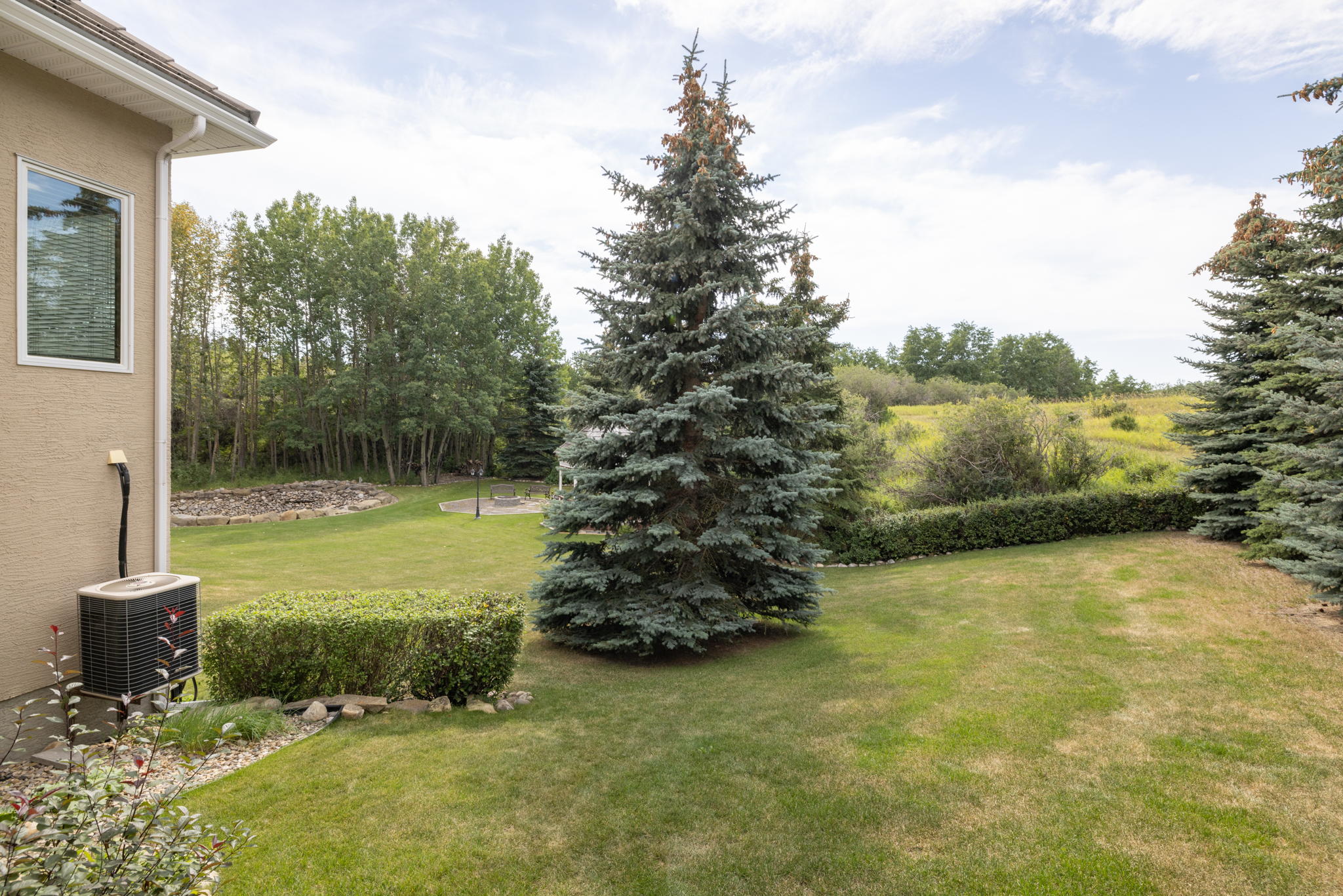 63 Rolling Acres Dr, Calgary, AB T3R 1B8, Canada Photo 77