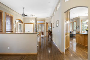 63 Rolling Acres Dr, Calgary, AB T3R 1B8, Canada Photo 15