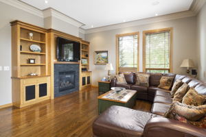 63 Rolling Acres Dr, Calgary, AB T3R 1B8, Canada Photo 22