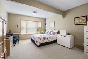 63 Rolling Acres Dr, Calgary, AB T3R 1B8, Canada Photo 61