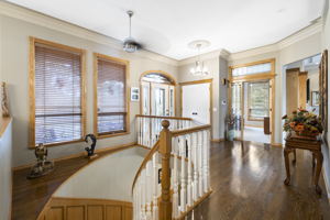 63 Rolling Acres Dr, Calgary, AB T3R 1B8, Canada Photo 12