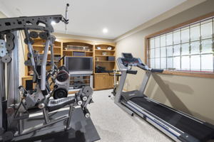 63 Rolling Acres Dr, Calgary, AB T3R 1B8, Canada Photo 43