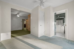  Photo 36
