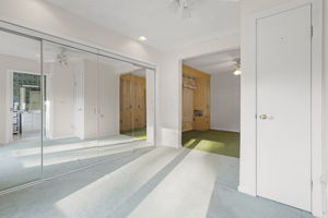  Photo 37