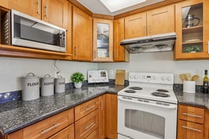 Silcreek Dr-S0706-012.jpg