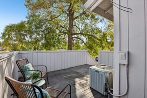 Silcreek Dr-S0706-032.jpg
