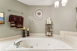 Starboard Cir 64-S1507-031.jpg