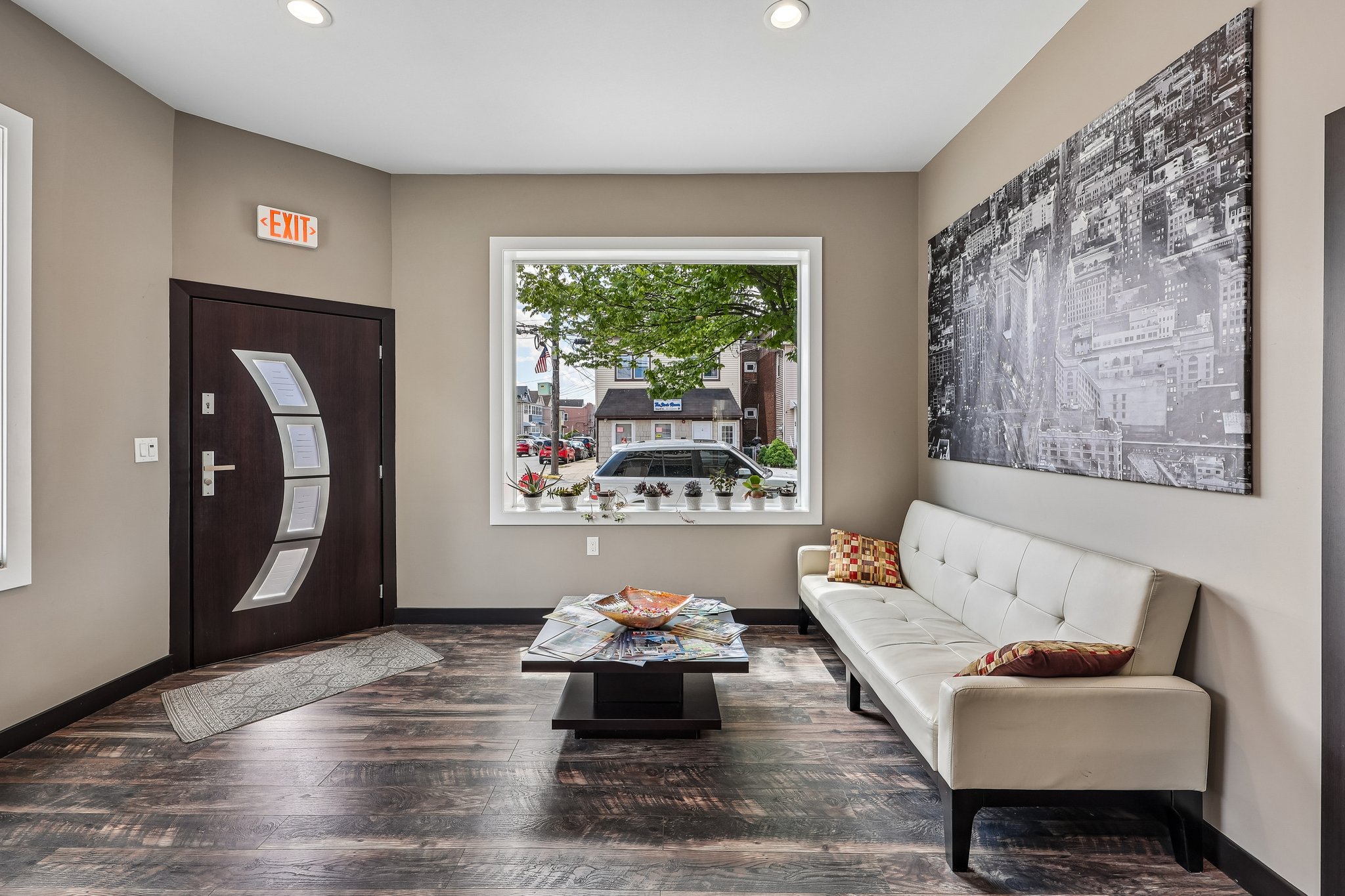 Union Blvd 2-S1306-007.jpg