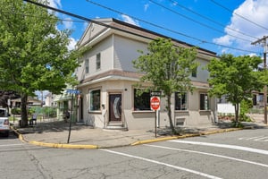 Union Blvd 2-S1306-001.jpg