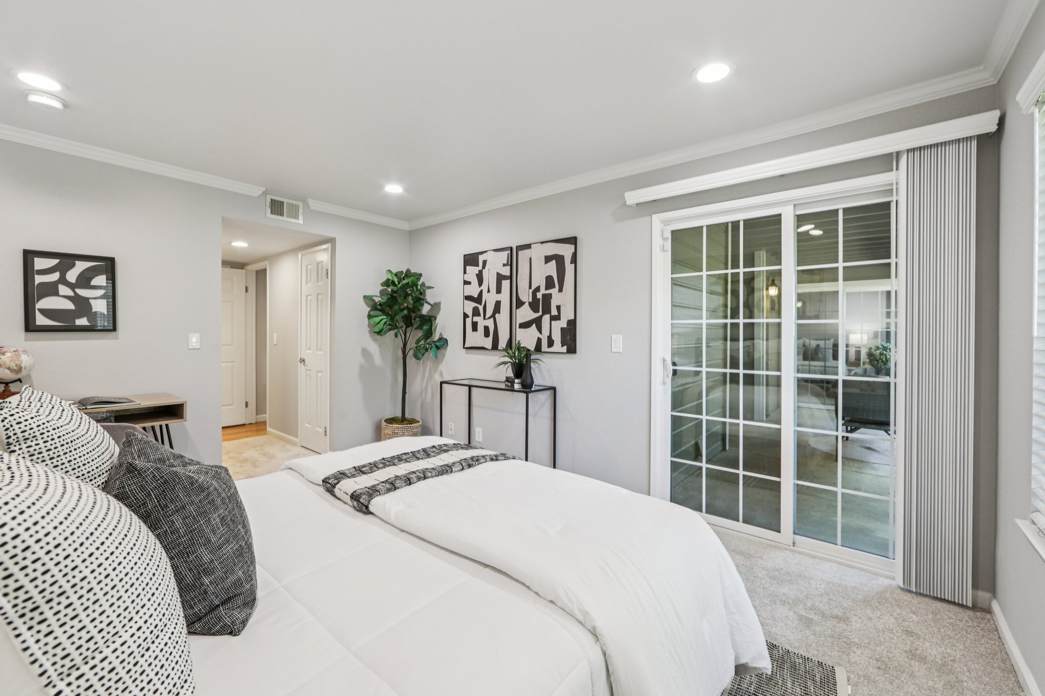 Canyon Oaks Dr-S2103-022.jpg