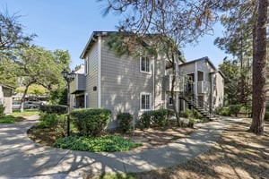 Canyon Oaks Dr-S2103-003.jpg