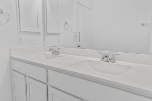  Photo 34