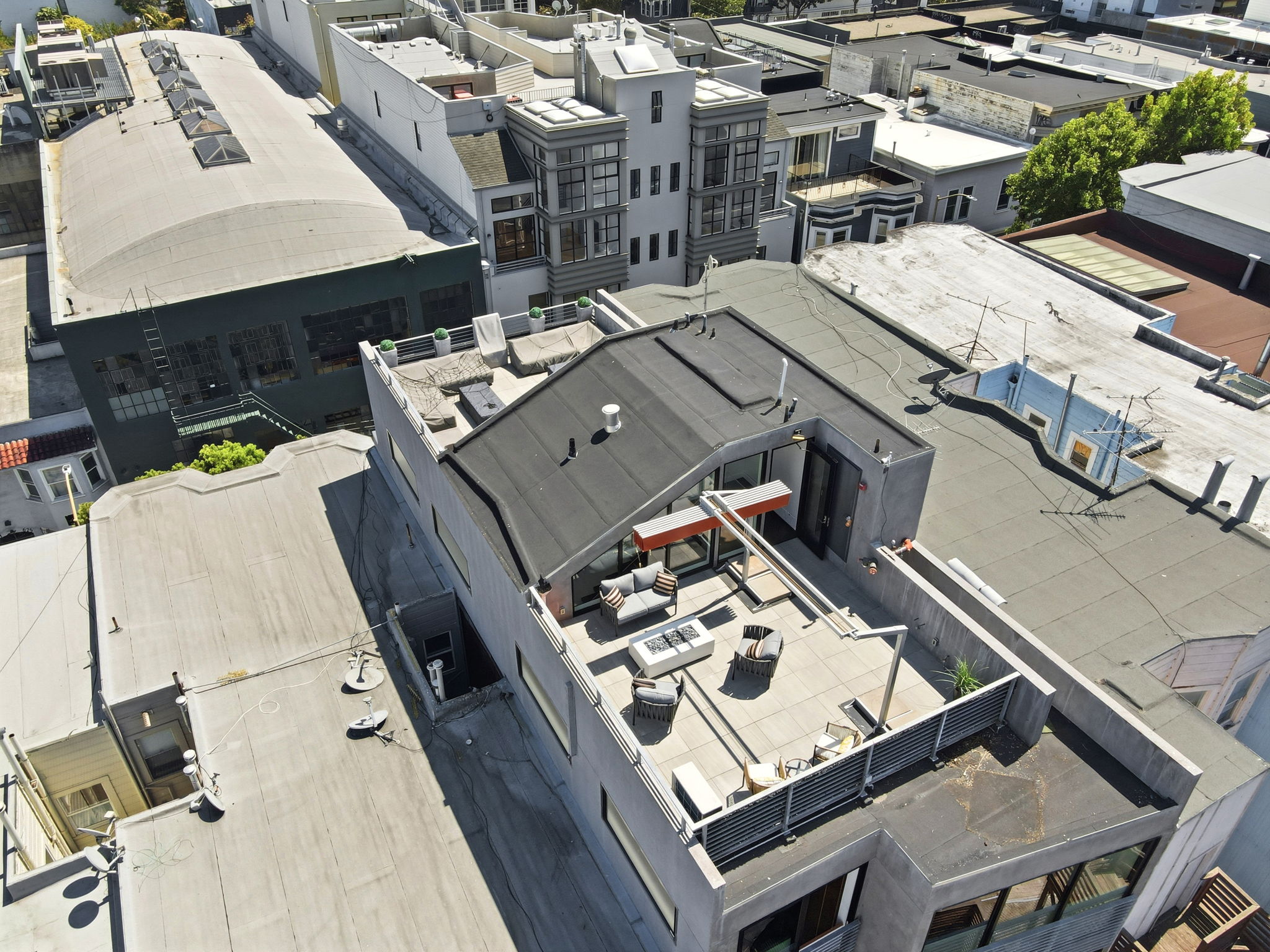 007_F8_AERIAL_630 Natoma St 3