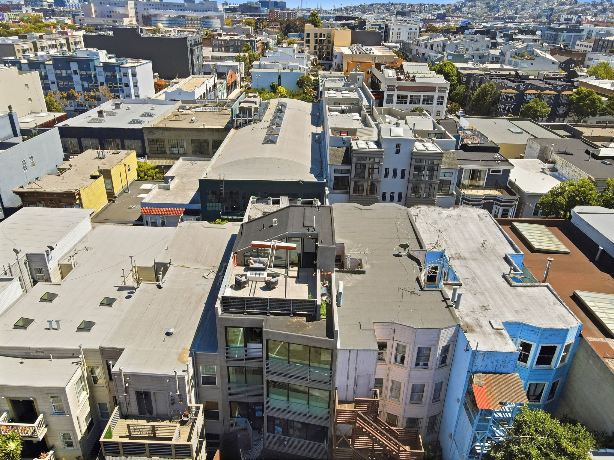 016_F8_AERIAL_630 Natoma St 3