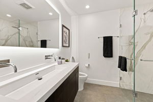 026_F8_630 Natoma St 3