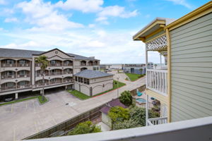  Seawall Blvd 3320-023